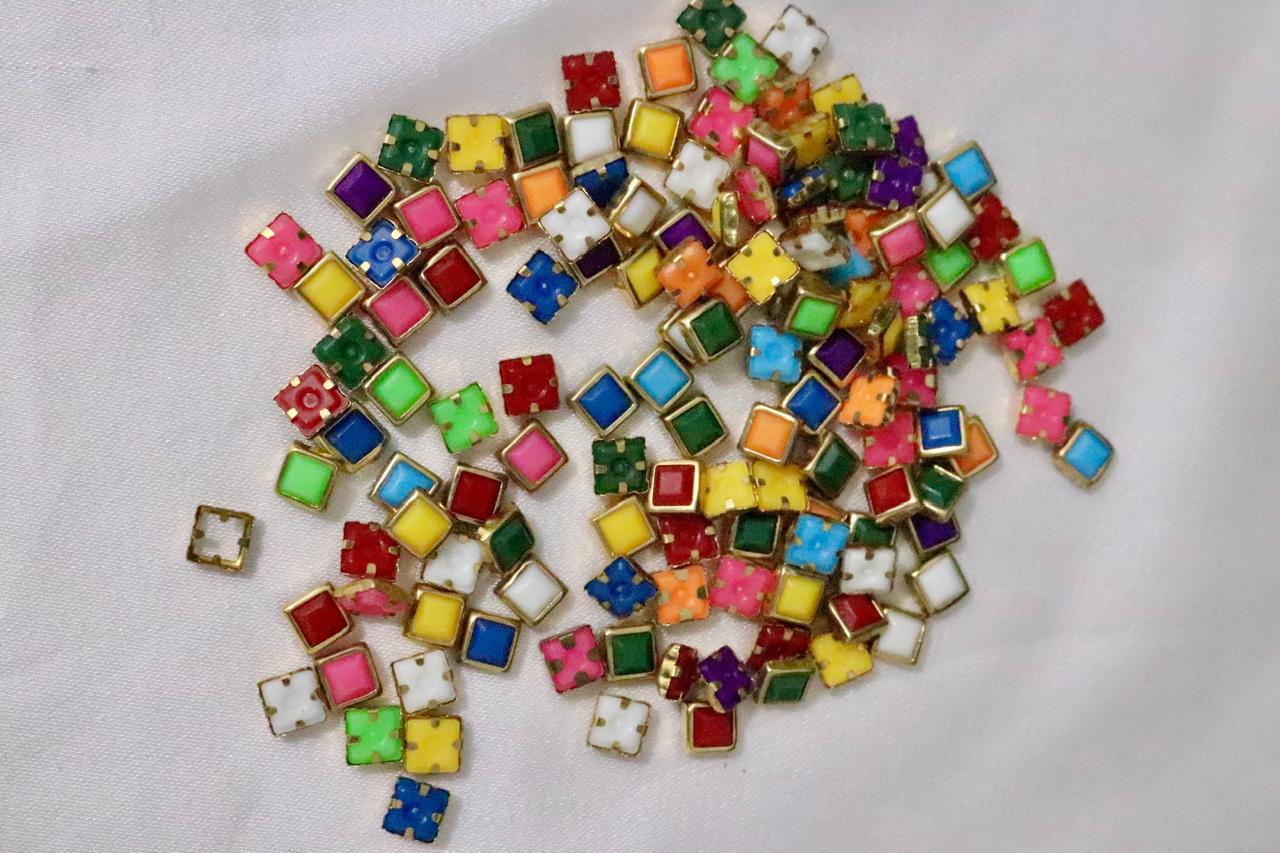 Mix-Color Square